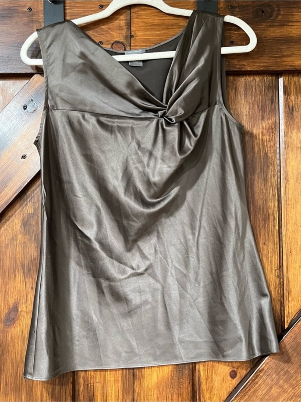 Ann Taylor S Women Gray Satin Dress Shirt Sleeveless Top Business Dressy Blouse